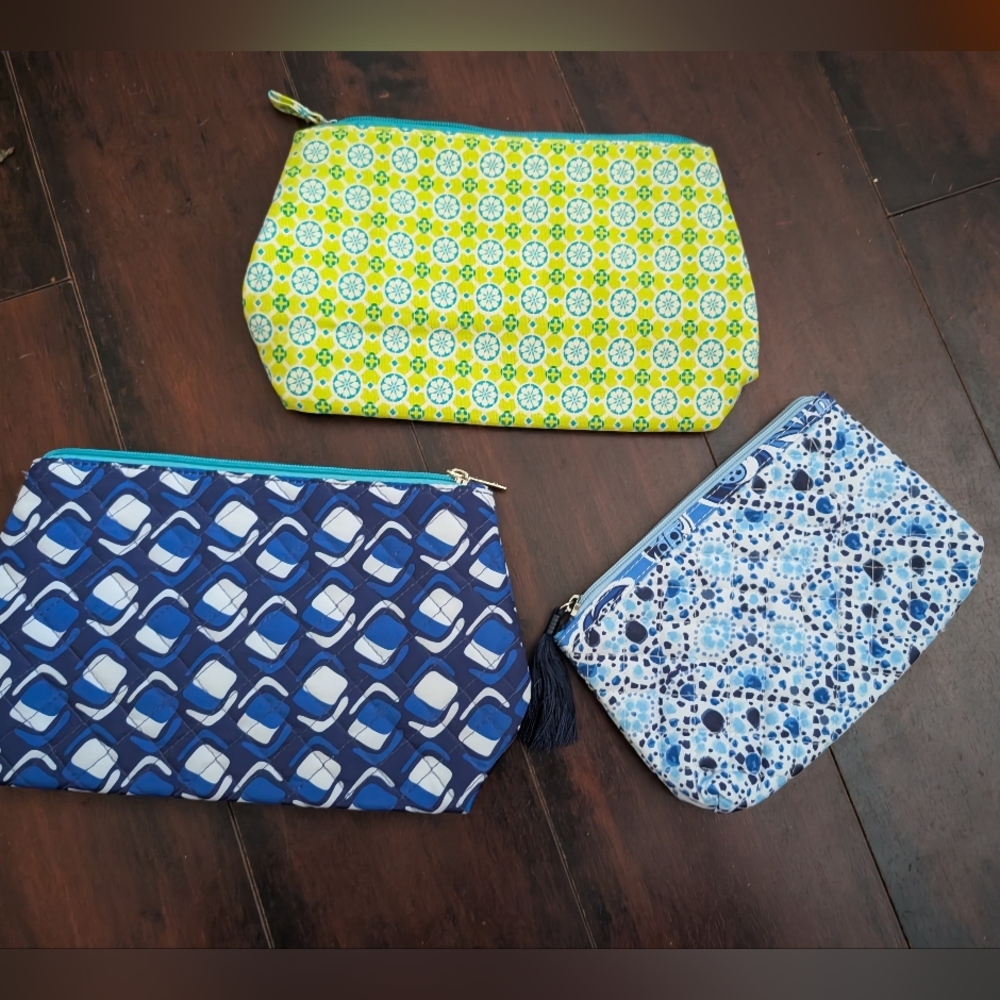 💚CLEARANCE💚 3 Modella Cosmetics Bag lot